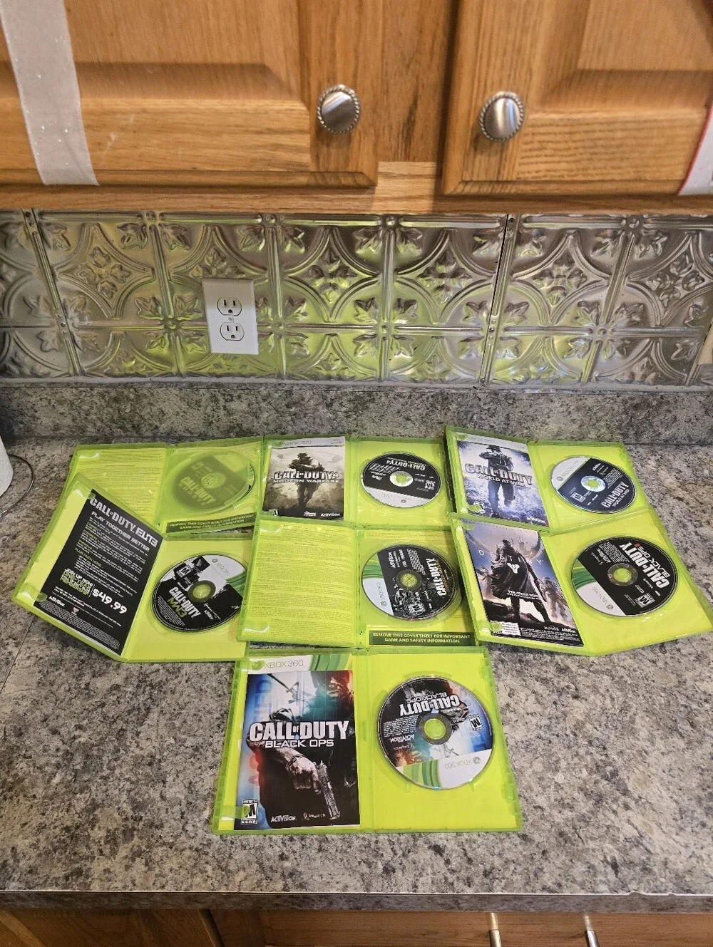 Call Of Duty Lot Of 7 Games Xbox 360 (Black Ops/Advanced Warfare/World Of War)
